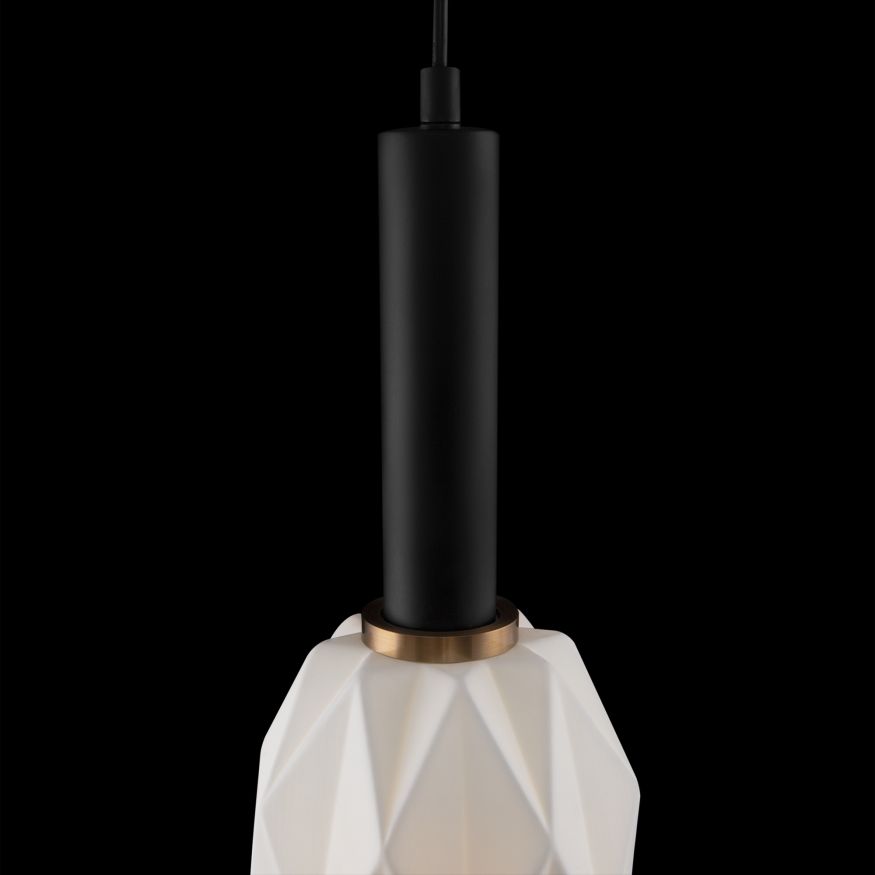Подвесной светильник Freya FR9001PL-01B Freya Delta Черный