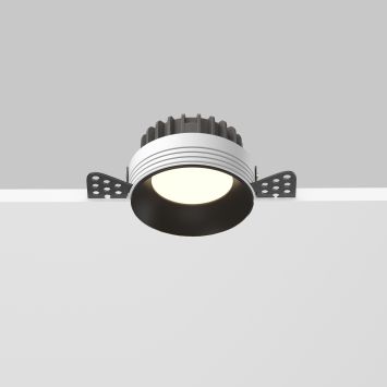 Встраиваемый светильник Technical DL055-8W3-4-6K-TRS-B MAYTONI Okno Черный